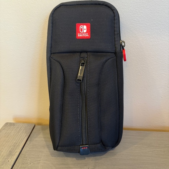 Nintendo Switch Other - Nintendo Switch Carrying Case Messenger Bag Travel Storage New no box‎